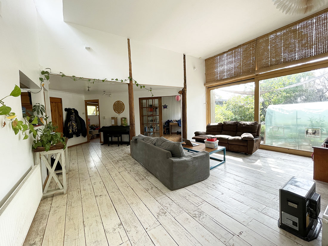 Gran Casa En La Comunidad Ecológica con piscina
