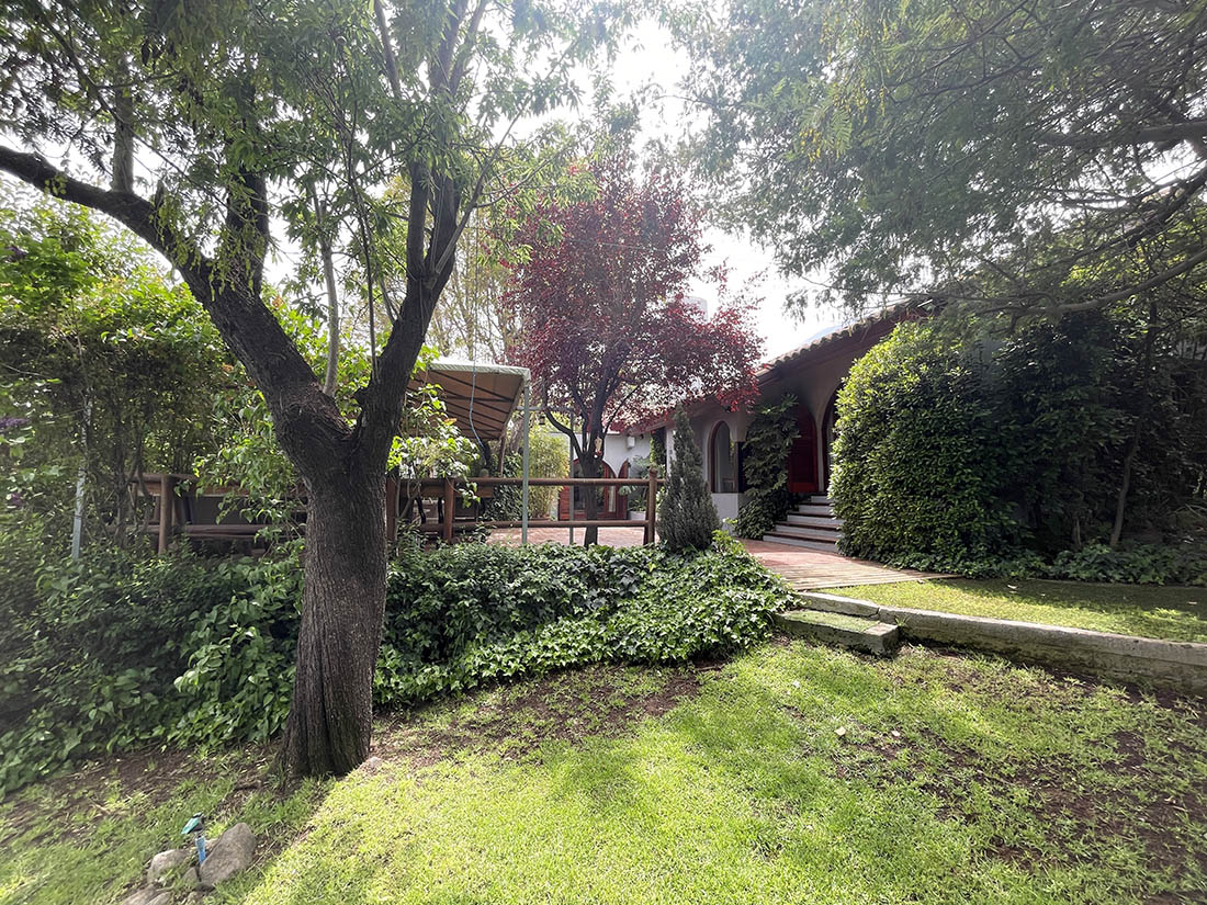 Parcela Con Casa Y Piscina Ideal Para Vivir O Invertir
